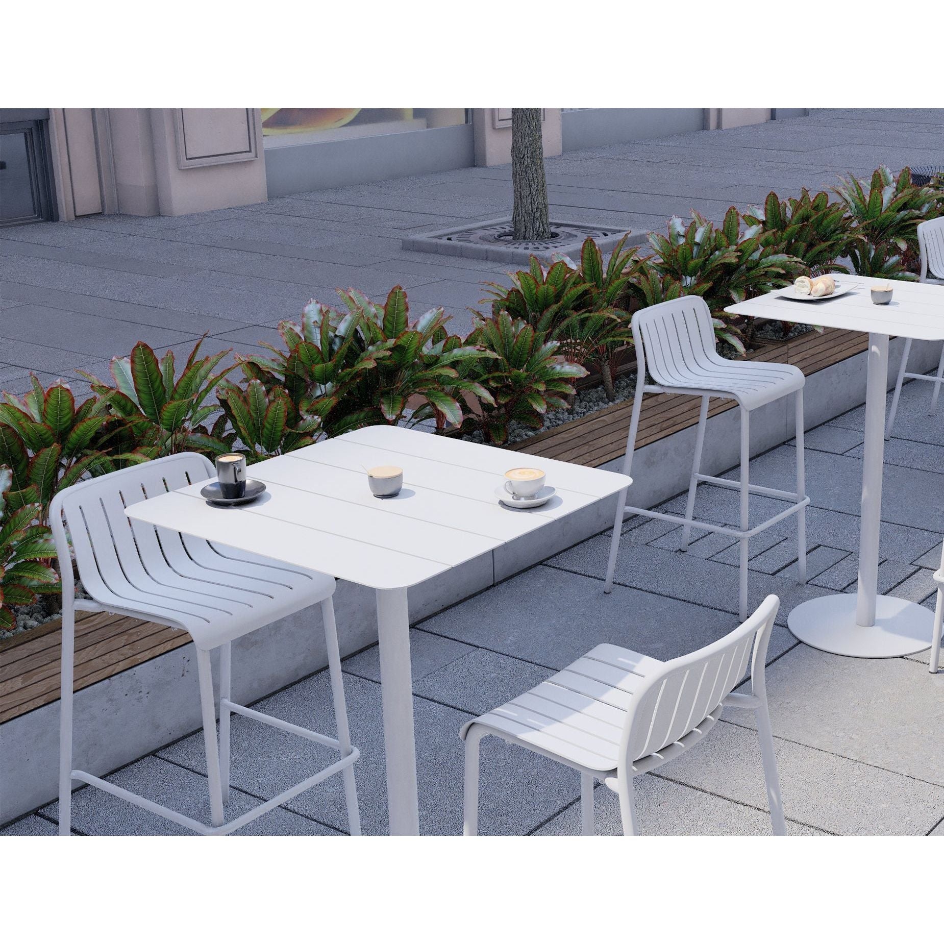 Roku Outdoor High Bar Table Setting