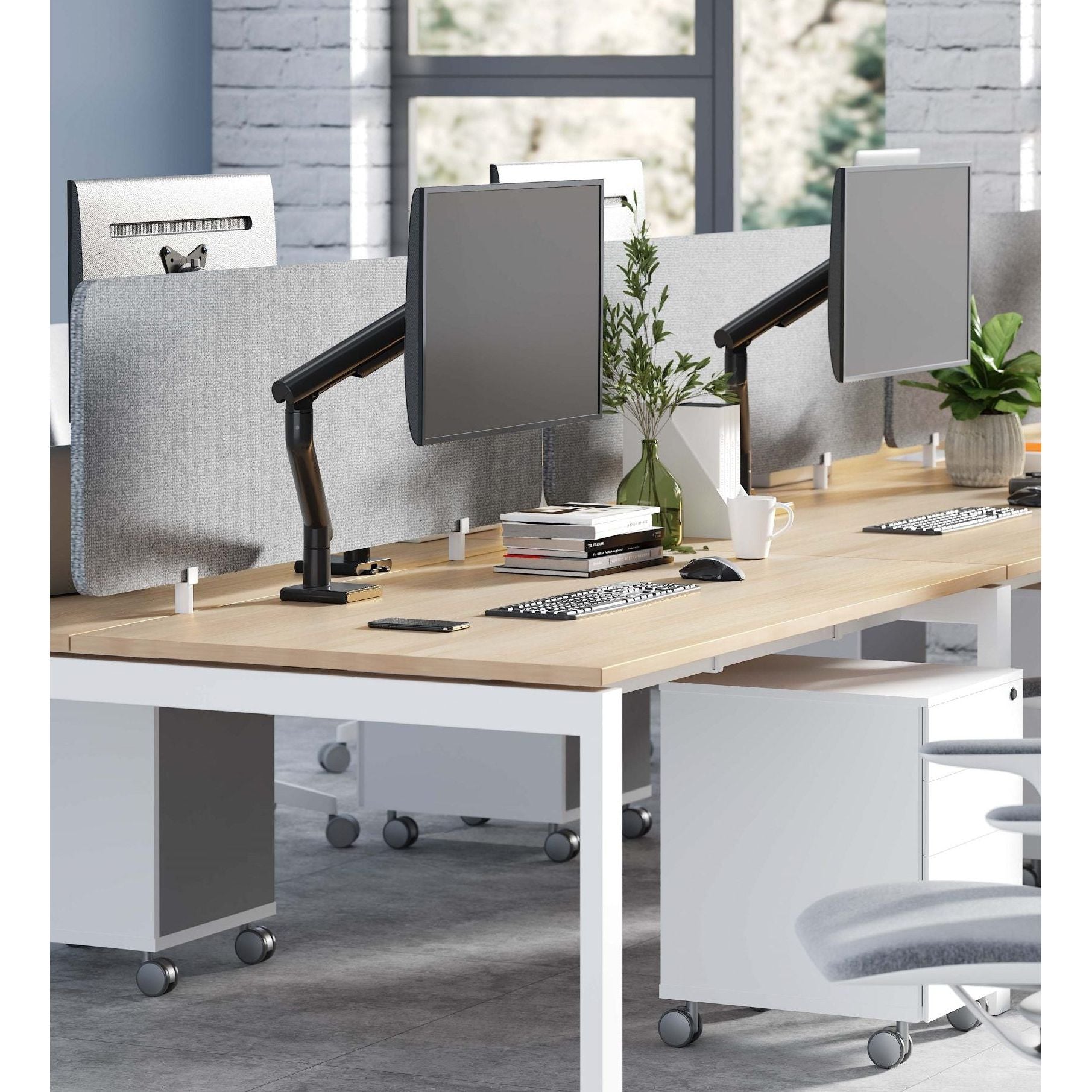 Valor Monitor Arm
