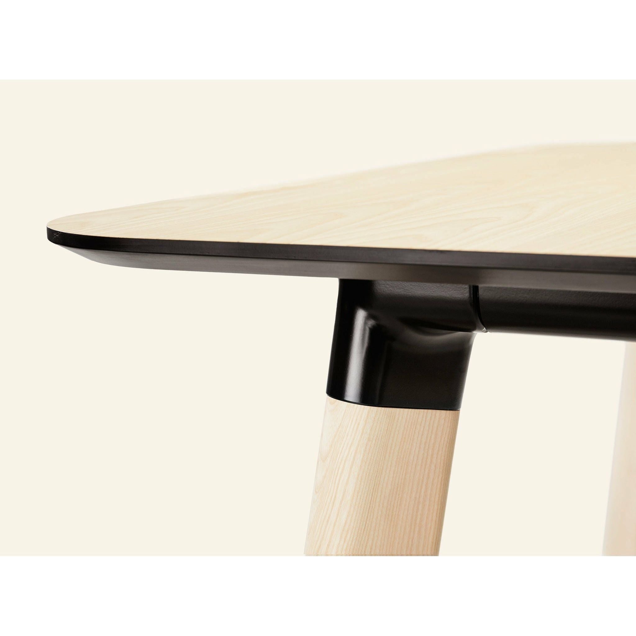 Diva Table